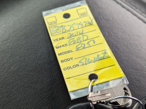 Used 2014 Ford F250 Platinum w/ FX4 Off-Road Package image 9