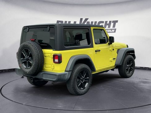 Used 2023 Jeep Wrangler Sport AWD/4WD image 5
