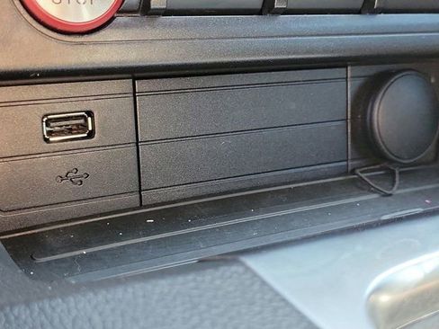 Used 2022 Ford Mustang Coupe image 27