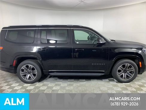 Used 2023 Jeep Wagoneer Series II AWD/4WD image 10