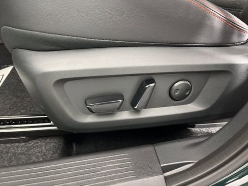 New 2026 Nissan Rogue SV image 31