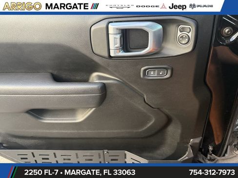 Used 2023 Jeep Wrangler Unlimited Sport AWD/4WD image 34