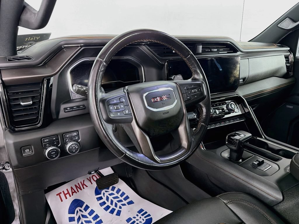 Used 2022 GMC Sierra 1500 AT4 w/ AT4 Premium Package AWD/4WD image 9