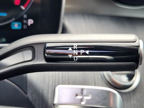 Used 2023 Mercedes-Benz C 300 4MATIC Sedan image 12