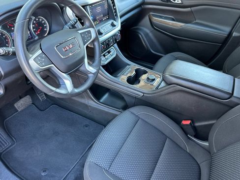 Used 2022 GMC Acadia SLE FWD image 9