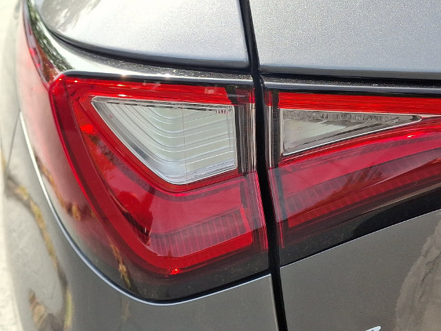 Used 2022 Acura MDX w/ Advance Package AWD/4WD image 10