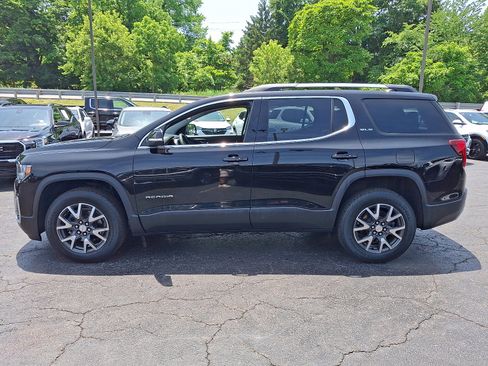 Used 2023 GMC Acadia SLE w/ Driver Convenience Package AWD/4WD image 4