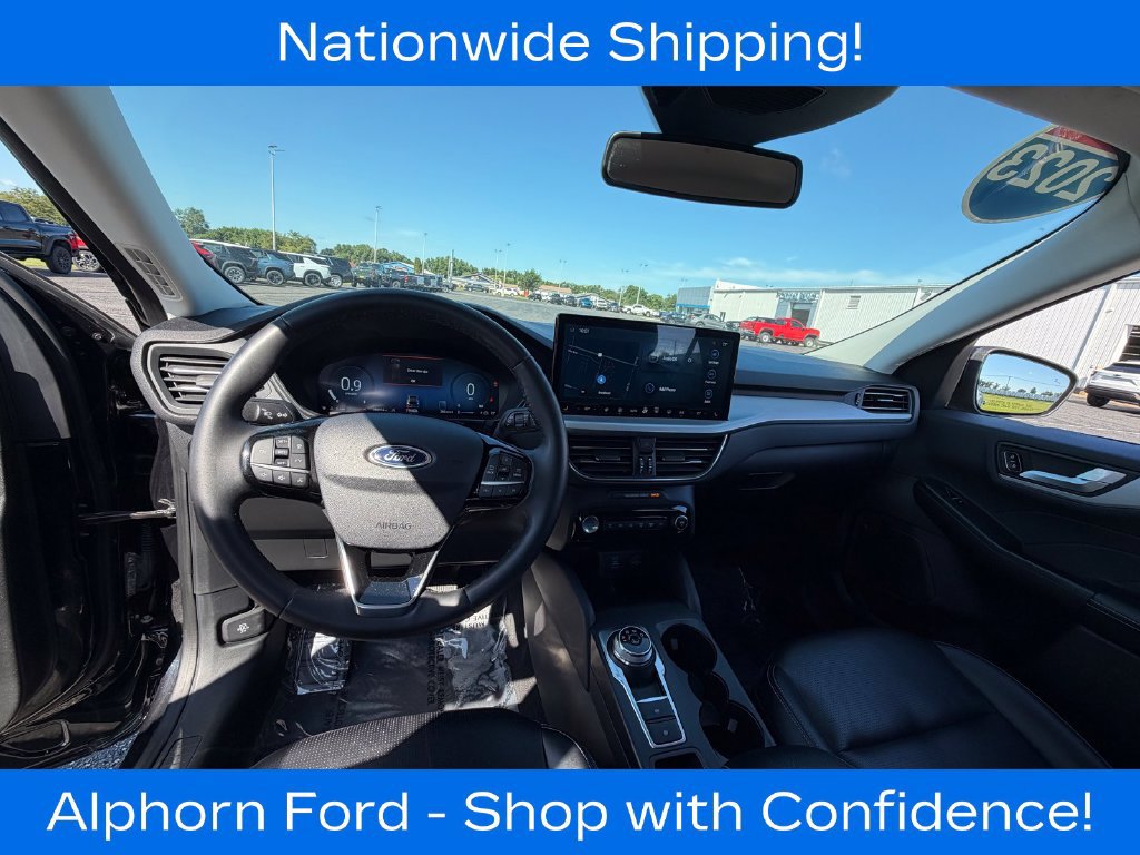 Used 2023 Ford Escape Platinum AWD/4WD image 12