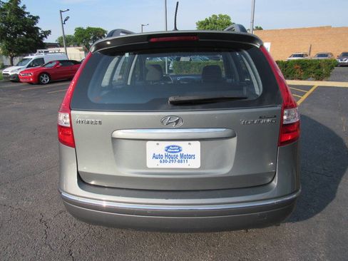 Used 2010 Hyundai Elantra SE w/ Popular Equipment Pkg 2 FWD image 4
