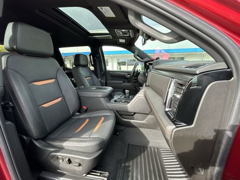 Used 2022 GMC Sierra 1500 AT4 w/ Sierra Safety Plus Package image 22