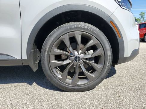 Used 2023 Kia Sorento SX Prestige image 8