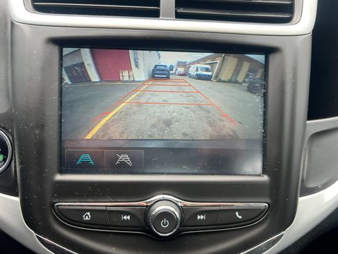 Used 2017 Chevrolet Sonic LT w/ Convenience Package FWD image 24