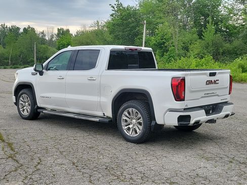 Used 2023 GMC Sierra 1500 Denali w/ Technology Package AWD/4WD image 7