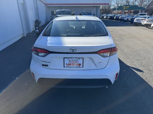 Used 2025 Toyota Corolla LE image 6