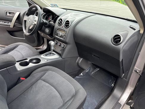 Used 2013 Nissan Rogue S AWD/4WD image 19
