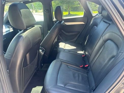 Used 2018 Audi Q3 2.0T Premium Plus w/ Premium Plus Package AWD/4WD image 16