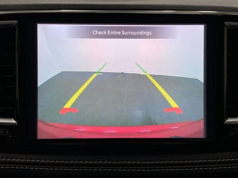 Used 2025 Chrysler Pacifica Limited FWD image 25