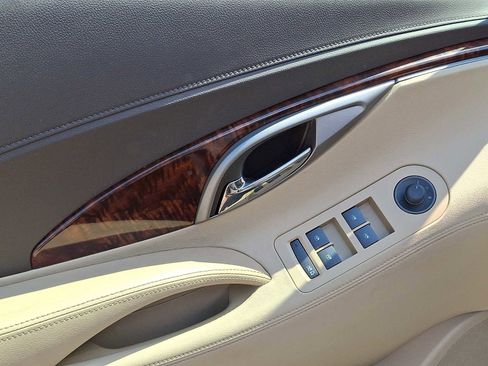 Used 2012 Buick LaCrosse Leather FWD image 12