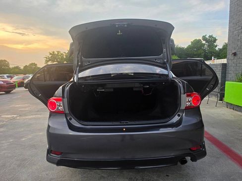 Used 2012 Toyota Corolla S image 46