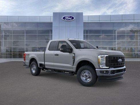 New 2026 Ford F250 XL w/ XL Off-Road Package AWD/4WD image 7