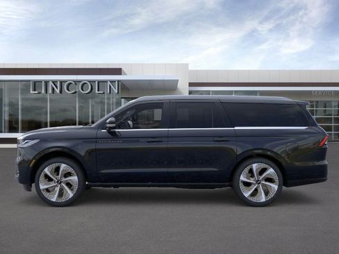 New 2026 Lincoln Navigator L Black Label image 3