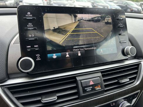 Certified 2019 Honda Accord Touring image 20