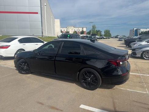 Used 2025 Honda Civic Sport image 5