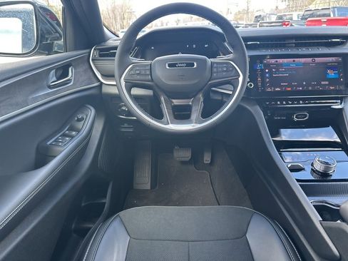 New 2026 Jeep Grand Cherokee L 4WD image 14