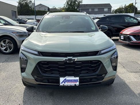 Used 2024 Chevrolet Trax ACTIV w/ Sunroof Package FWD image 9