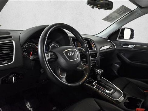 Used 2016 Audi Q5 2.0T Premium image 9