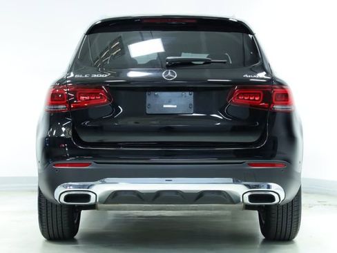 Used 2022 Mercedes-Benz GLC 300 4MATIC w/ Premium Package Lite image 7