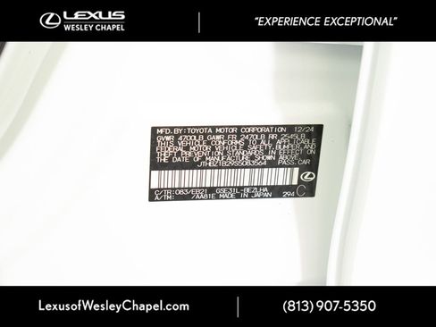 Used 2025 Lexus IS 350 F Sport w/ Accessory Package RWD image 39