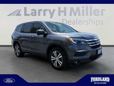Used 2017 Honda Pilot EX image 7