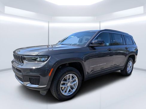 New 2026 Jeep Grand Cherokee L Laredo w/ Trailer Tow Package RWD image 7