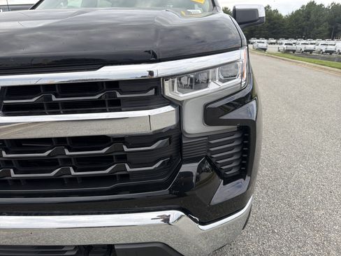 Certified 2023 Chevrolet Silverado 1500 LT AWD/4WD image 6