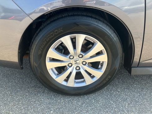 Used 2015 Honda Odyssey EX-L image 27