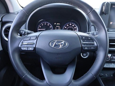 Used 2022 Hyundai Kona SEL w/ Convenience Package image 11