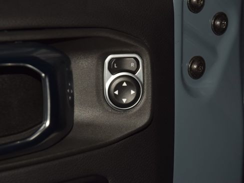 Used 2026 Jeep Gladiator Mojave AWD/4WD image 47