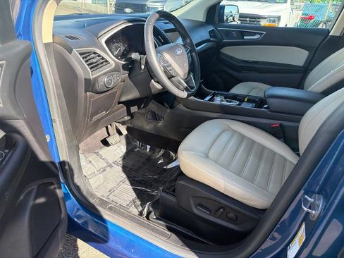 Used 2020 Ford Edge SEL w/ Convenience Package FWD image 12