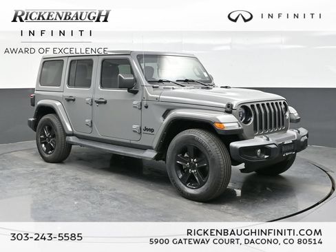 Used 2023 Jeep Wrangler Unlimited Sahara AWD/4WD image 1
