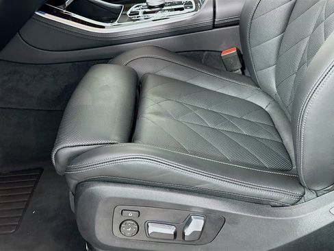 Used 2025 BMW X5 xDrive50e w/ Premium Package image 20