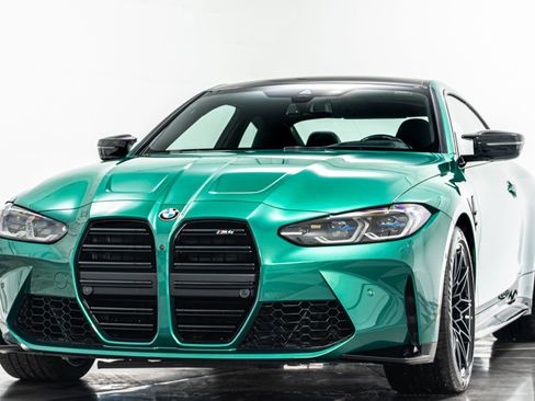 Used 2021 BMW M4 Coupe w/ Executive Package image 5