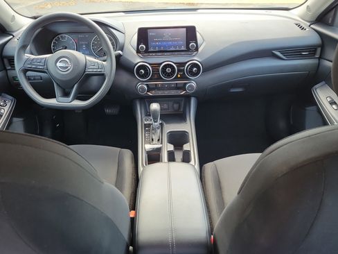 Certified 2025 Nissan Sentra S FWD image 13