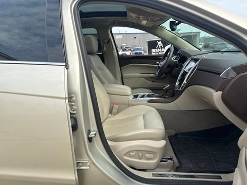 Used 2016 Cadillac SRX Luxury w/ Driver Awareness Package AWD/4WD image 19