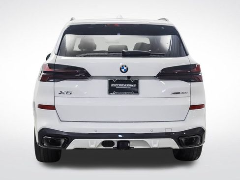 New 2026 BMW X5 xDrive40i w/ M Sport Package AWD/4WD image 4