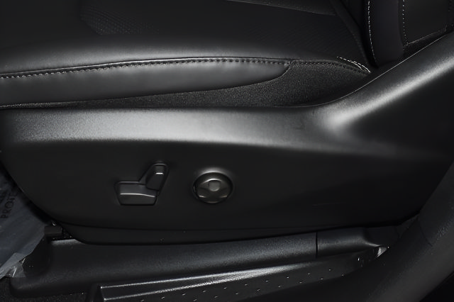New 2026 Chrysler Pacifica Select w/ S Appearance Package FWD image 11