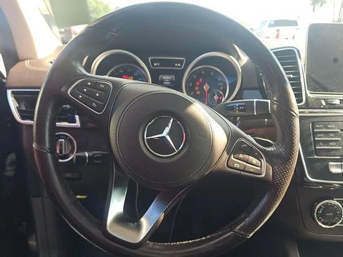 Used 2018 Mercedes-Benz GLS 450 4MATIC w/ Premium Package image 11