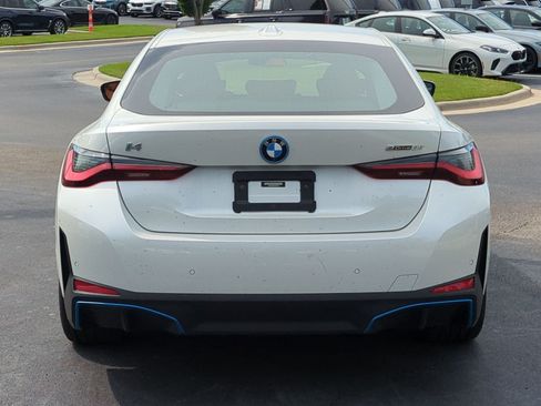 Used 2023 BMW i4 eDrive35 RWD image 9