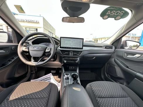 Used 2024 Ford Escape Active w/ Tech Pack #2 AWD/4WD image 23