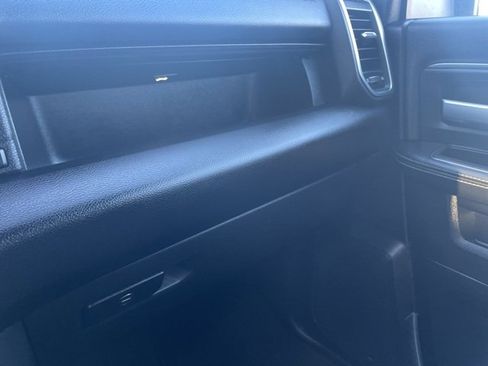 Used 2024 RAM 2500 Big Horn w/ Bed Utility Group image 29